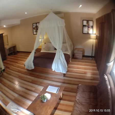 Joglo Villa Bali Penatih Экстерьер фото